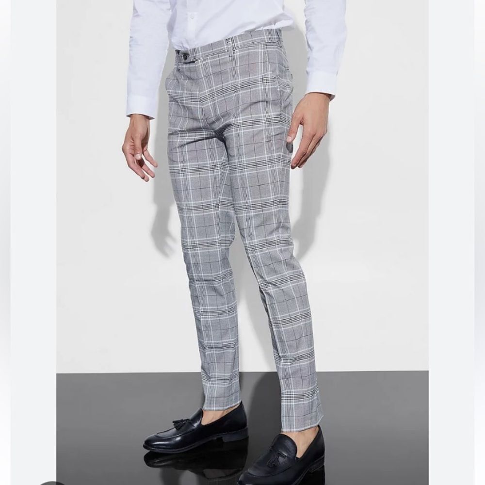 Take 50% OFF- Boohoo Men Plaid Skinny Pants, Size-28S